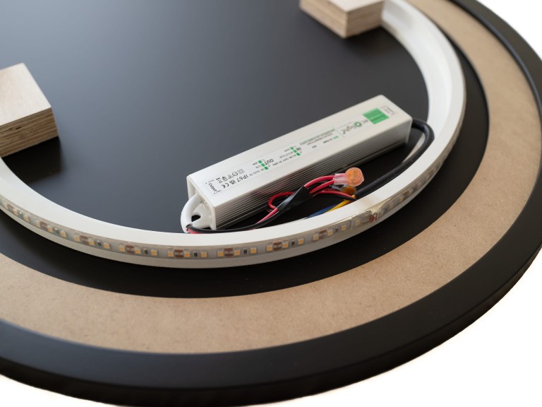 Lustro TARAMA LED - 2.jpg
