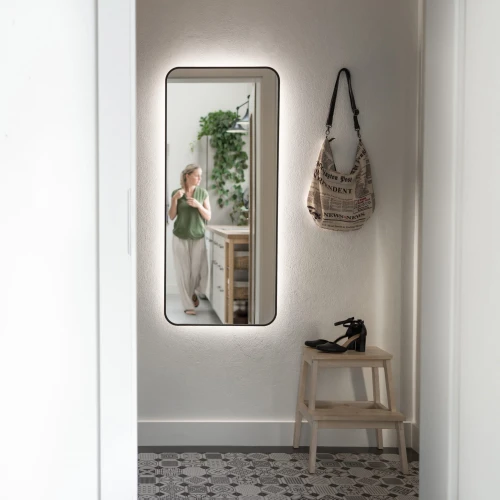 Lustro prostokątne ORTO MINIMAL LED, 50x120 cm - w czarnej, cienkiej ramie, podświetlane, pionowe - OUTLET