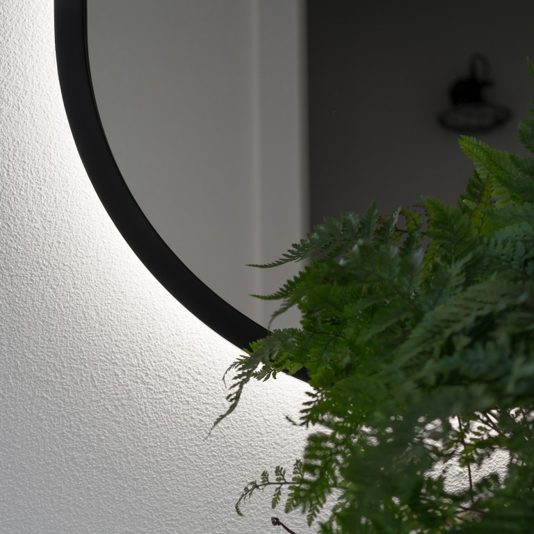 Lustro owalne CASSINI LED - w czarnej ramie, podświetlane