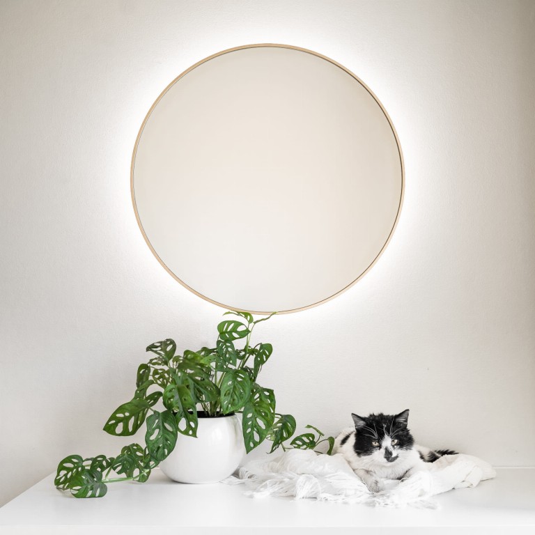 Lustro okrągłe MINIMAL LED - w złotej, cienkiej ramie, podświetlane
