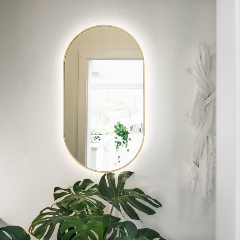 Lustro owalne CASSINI MINIMAL LED - w złotej, cienkiej ramie, podświetlane, pionowe