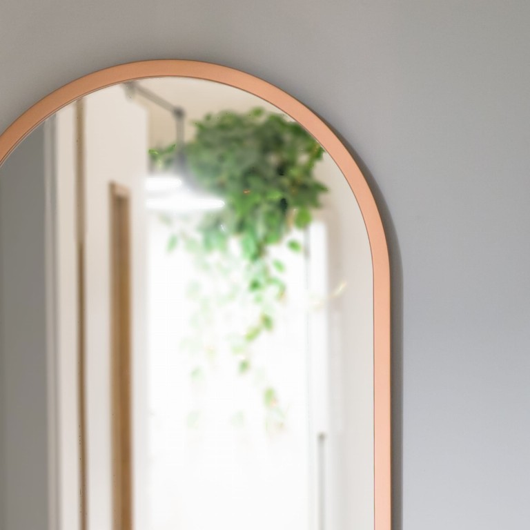 Lustro owalne CASSINI LED - w miedzianej ramie, podświetlane